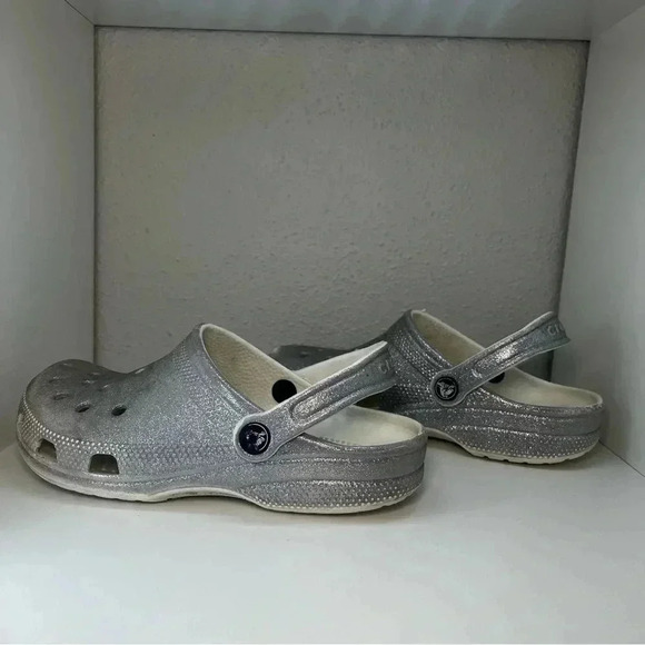 Crocs Classic Glitter II Clog Shoe 'Silver' Size Men's 4 /Women's 6 - Picture 8 of 10